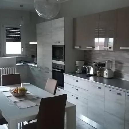 Confort Ed Eleganza Nel Borgo Filadelfia Lägenhet